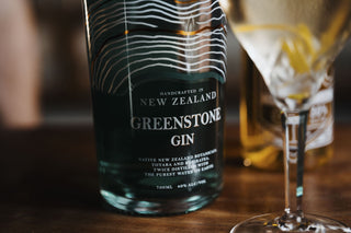 Gimlet with close up of the greenstone gin