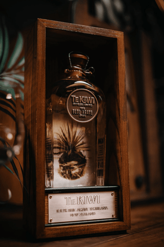 TeKiwi 100% Blue Agave Bottle and Box